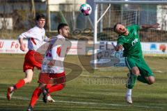 Bezirksliga OBB Nord - SV Manching - FC Schwabing München - Thomas Schreiner (#11 Manching) - Al-Dulaimi Mohenned weiss Schwabing #15 - Foto: Jürgen Meyer