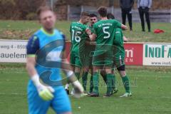 BZL - Oberbayern Nord - SV Manching - SV Kasing -  Der 3:0 Führungstreffer per Kopfball durch Benedikt Vollnhals (#9 Manching) - jubel - Foto: Jürgen Meyer