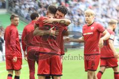 3. Liga; MSV Duisburg - FC Ingolstadt 04; Tor Jubel Treffer 0:1 Führung Davide Sekulovic (33, FCI) Marcel Costly (22, FCI) Max Plath (14 FCI) Max Besuschkow (17, FCI)