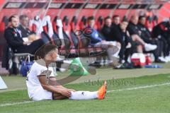 3. Liga; FC Ingolstadt 04 - Hannover 96 II; Marcel Costly (22, FCI) am Boden