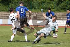 Kreisliga - Saison 2022/2023 - DJK Ingolstadt - SV Sandersdorf - Philipp Roeckl Torwart DJK Ing - Max Auernhammer weiss DJK Ing - Patrick Mack blau Sandersdorf. -Foto: Meyer Jürgen