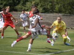 Bayernliga Nord - Saison 2026/27 - FC Ingolstadt 04 II - Jahn Regensburg II - Can Paylan (Nr.6 - FCI II) -Björn Zempelin rot Regensburg rot Regensburg - Julio Peutler TW Regensburg - Foto: Meyer Jürgen