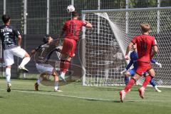 * Testspiel - Saison 2025/26 - FC Ingolstadt 04 - FSV Zwickau - Jonas Scholz (Nr.15 - FC Ingolstadt 04) - Veron Dobruna (Nr.7 - FSV Zwickau) - Torwart Jasper Kühn (Nr.1 - FSV Zwickau) - Foto: Meyer Jürgen