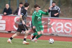 Bezirksliga - Saison 2024/25- FC Fatih - VFB Eichstätt II  - Erdogan Nasufaj schwarz Fatih - Paul Massari grün Eichstätt - Foto: Meyer Jürgen