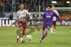 3. Liga; Erzgebirge Aue - FC Ingolstadt 04; Zweikampf Kampf um den Ball Marcel Costly (22, FCI) Fabisch Jonah (20 Aue)