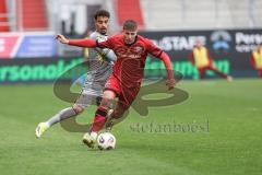 3. Liga; FC Ingolstadt 04 - Alemannia Aachen; Gustav Christensen (24, FCI) Loune Mehdi (11 AA) Zweikampf Kampf um den Ball