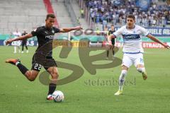 DFB Pokal; FC Ingolstadt 04 - SV Darmstadt 98; Angriff Marcel Costly (22, FCI) Karic Emir (19 SVD)