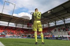 2.BL; FC Ingolstadt 04 - FC Hansa Rostock; Spiel ist aus, 0:0 unentschieden, das Team verabschiedet sich im letzten Heimspiel von den Fans, letztes Speil für Torwart Fabijan Buntic (24, FCI)