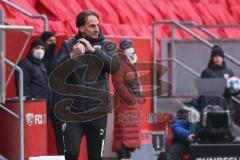 2.BL; FC Ingolstadt 04 - SV Darmstadt 98; an der Seitenlinie, Spielerbank Cheftrainer Rüdiger Rehm (FCI)