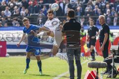 3. Liga; SV Meppen - FC Ingolstadt 04; Zweikampf Kampf um den Ball Arian Llugiqi (25, FCI) Vogt David (18 SVM)
