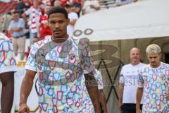 3. Liga; Rot-Weiss Essen - FC Ingolstadt 04; vor dem Spiel Aufwärmtrikot Puma stronger together, Justin Butler (31, FCI)