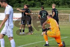 Testspiel -SV Manching - TSV Abensberg - Der 2:0 Führungstreffer durch Abou-Khalil Abdel schwarz  (Nr.20 - SV Manching) - jubel - Meisinger Rainer (Nr.7 - SV Manching) - Sturm Marius Torwart Abensberg - Düzgün Hakan (Nr.21 - SV Manching) - Foto: Jürgen Me