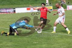 A-Klasse - Saison 2023/24 - FC Hepberg - TV 1861 Ingolstadt - Rafael Medina Delgado weiss Hepberg - Angelo Boharu rot 1881 Ing. - Jürgen Kury Torwart Hepberg - Foto: Meyer Jürgen