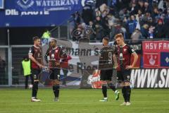 2.BL; Hamburger SV - FC Ingolstadt 04; Niederlage, hängende Köpfe 3:0, Nils Roeseler (13, FCI) Rico Preißinger (6, FCI) Fatih Kaya (9, FCI) Christian Gebauer (22, FCI)