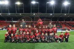 3. Liga; FC Ingolstadt 04 - Erzgebirge Aue; Einlaufkinder Schanzi Maskottchen