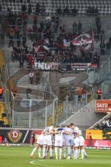 3. Liga; Dynamo Dresden - FC Ingolstadt 04; Team vor dem Spiel Fan Fankurve Banner Fahnen Spruchband