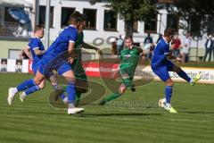 Bezirksliga Oberbayern Nord - SV Manching - SV Nord Lerchenau - Nicolas Henning (#3 Manching) grün  -Foto: Jürgen Meyer