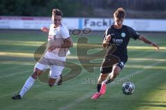 Landesliga - Saison 2026/27 - SV Manching - VFR Neuburg - Kevin Csatari (Nr.15 - SV Manching) - Beran Leon weiss Neuburg - Foto: Meyer Jürgen