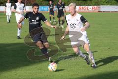 Bezirksliga - Saison 2022/2023 - FC Fatih Ingolstadt - TSV Rohrbach - Nikolaus Saridis schwarz Fatih - Daniel Rückert weiss Rohrbach - Foto: Meyer Jürgen