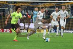DFB Pokal; Borussia Dortmund - FC Ingolstadt 04; Sturm, Denis Linsmayer (23, FCI) Witsel Axel (28 BVB)