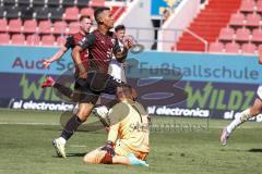 3. Liga; FC Ingolstadt 04 - Hallescher FC; Tor Jubel Treffer Marcel Costly (22, FCI) Torwart Müller Sven (1 Halle)