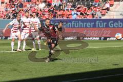 2.BL; FC Ingolstadt 04 - Fortuna Düsseldorf; Elfmeter Tor Jubel 1:2 Fatih Kaya (9, FCI)