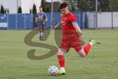 Bayernliga Süd - Saison 2021/2022 - FC Ingolstadt 04 II - VfB Hallbergmoos - Senger Michael (#21 FCI) - Foto: Meyer Jürgen