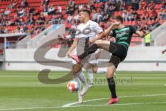 Dominik Franke (3 FCI) kommt nicht durch; FC Ingolstadt 04 - SpVgg Greuther Fürth; 2.BL; Testspiel