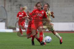 2. Fußball-Liga - Frauen - Saison 2022/2023 - FC Ingolstadt 04 - TSG Hoffenheim - Meyer Michelle (Nr.17 - FC Ingolstadt 04 ) - Philpzen Marie gold Hoffenheim - Foto: Meyer Jürgen