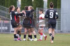 2. Bundesliga Frauen - Saison 2025/26 - FC Ingolstadt 04 Frauen - VFB Stuttgart  - Felix Lara(Nr.13 - FC Ingolstadt Frauen I) mit dem 1:0 Führungstreffer - jubel - - Nina Penzkofer (Nr.29 - FC Ingolstadt Frauen I) - Foto: Meyer Jürgen