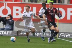 2. Fußball-Liga - Saison 2021/2022 - FC Ingolstadt 04 - Hamburger SV - Anssi Suhonen (#36 HSV) - Nikola Stevanovic (#15 FCI) - Foto: Meyer Jürgen