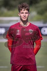 3. Liga; FC Ingolstadt 04 - Trainingsauftakt, erstes Training nach der Sommerpause; Neuzugang Torwart David Klein (47, FCI)