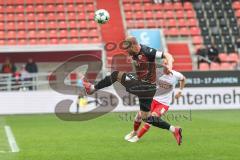 3. Liga; FC Ingolstadt 04 - Rot-Weiss Essen; Torchance verpasst Lars Lokotsch (13, FCI) Hüning Ben (15 RWE)