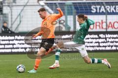 3. Liga; VfB Lübeck - FC Ingolstadt 04; Jannik Mause (7, FCI) läuft zum Tor Schuß 0:1 Hauptmann Marius ( VfB) stört