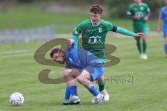 Kreisliga - Saison 2023/24 - SV Lippertshofen - SV Hundszell - Martin Kusche blau Hundszell - Taavi Hoffmann
 grün Lippertshofen - Foto: Meyer Jürgen