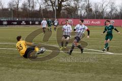 Audi Schanzer Amateur Cup 2022 -  Halbfinale 1 - SV Denkendorf - TSV Hohenwart - Marco Freund Torwart Denkendorf - Sebastian Herker weiss Hohenwart - Foto: Jürgen Meyer