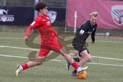 A-Junioren - Bundesliga Süd Fc Ingolstadt 04 - SC Freiburg -  Conti Guilio (Nr.16 - FC Ingolstadt A-Jugend) - Wuttke Rico schwarz Freiburg - Foto: Meyer Jürgen