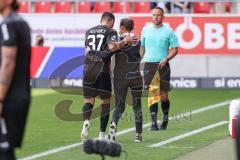 3. Liga; FC Ingolstadt 04 - VfB Lübeck; Tor Jubel Treffer Sebastian Grönning (11, FCI) läuft #zu Cheftrainerin Sabrina Wittman (FCI) 3:1