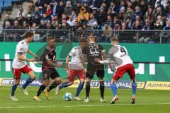 2.BL; Hamburger SV - FC Ingolstadt 04; Zweikampf Kampf um den Ball Meffert Jonas (23 HSV) Marc Stendera (10, FCI) Christian Gebauer (22, FCI) Schonlau Sebastian (4 HSV)