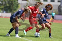 DFB - Pokal Frauen 1. Runde - Saison 2023/2024 - FC Ingolstadt 04 - FC Carl Zeiss Jena - Sarah Schauer (Nr.18 - FCI Frauen) - Bonsu Josephine rechts blau Jena - Foto: Meyer Jürgen