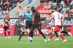3. Liga; FC Ingolstadt 04 - Rot-Weiss Essen; Joseph Ganda (16, FCI) Kostka Michael (2 RWE)