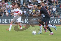 3. Liga - Saison 2025/26 - VFB Stuttgart II - FC Ingolstadt 04  - Yann Sturm (Nr.7 - FC Ingolstadt 04) - Alexander Groiß (Nr.6 - VFB Stuttgart II) - Foto: Meyer Jürgen