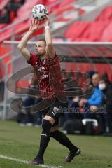 3. Fußball-Liga - Saison 2020/2021 - FC Ingolstadt 04 - FC Viktoria Köln - Beister Maximilian (#11,FCI) beim Einwurf  - Foto: Meyer Jürgen