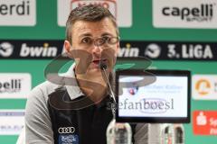 3. Liga; VfB Lübeck - FC Ingolstadt 04; Interview Pressekonferenz Cheftrainer Michael Köllner (FCI)