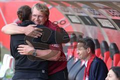 3. Liga - Saison 2024/25 - FC Ingolstadt 04 - SV Wehen Wiesbaden - Cheftrainerin Sabrina Wittmann (FCI) - Andreas Mayr rechts - Foto: Meyer Jürgen