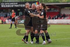 2. Frauen-Bundesliga - Saison 2021/2022 - FC Ingolstadt 04 - MSV Duisburg - Der 1:0 Führungstreffer durch Reischmann Stefanie (#21 FCI) - jubel - Foto: Meyer Jürgen