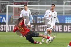 3. Liga; SV Wehen Wiesbaden - FC Ingolstadt 04; Zweikampf Kampf um den Ball Kiomourtzoglou Orestis (14 SVWW) Max Besuschkow (17, FCI)