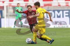 Relegation 1 - FC Ingolstadt 04 - VfL Osnabrück - Marcel Gaus (19, FCI) Ajdini Bashkim (7 VfL)