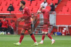 3. Liga - Saison 2025/26 - FC Ingolstadt 04 - Rot-Weiss Essen - Linus Rosenlöcher (Nr.19 - FC Ingolstadt 04) - Carlsen Frederic Bennedsgaard (Nr.8 - FC Ingolstadt 04) nach einer vergebenen Torchance - enttäuscht - Foto: Meyer Jürgen