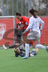 2. Bundesliga Frauen - Saison 2023/24 - FC Ingolstadt 04 Frauen - FC Carl Zeiss Jena - Katharina Krist (Nr.14 - FCI) - Janning Jasmin Torwart Jena - Juckel Nelly weiss Jena - Foto: Meyer Jürgen